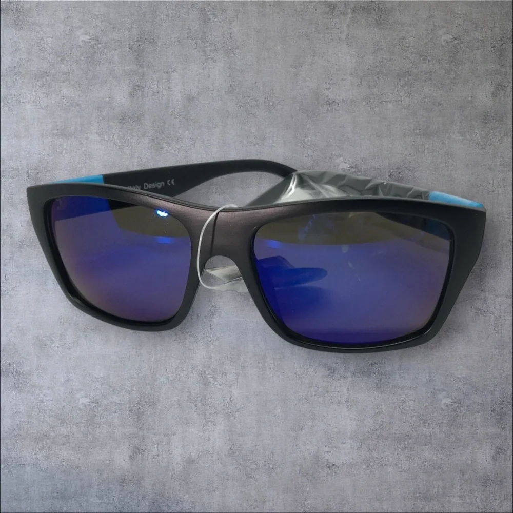 Black and Blue Mirrored Sunglasses Retro Deadstock Unisex Minimalist Style